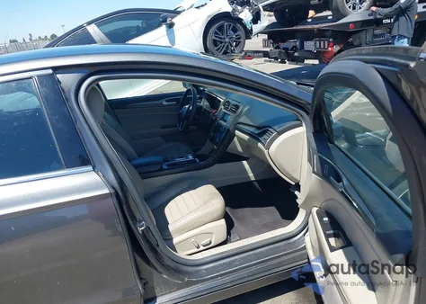 2017 Ford Fusion Se z USA, uszkodzony, nr VIN 3FA6P0H95HR265037